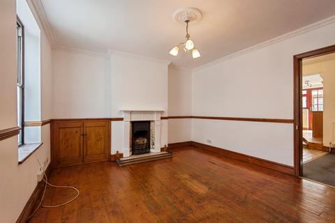 3 bedroom terraced house for sale, Queens Road, Royston