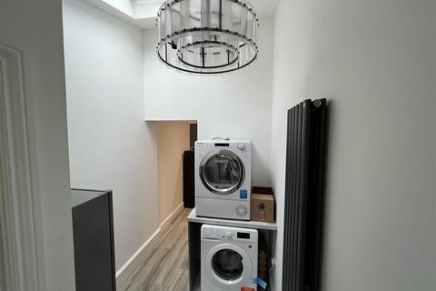 1 bedroom in a house share to rent, Victoria Road, Cambridge CB4