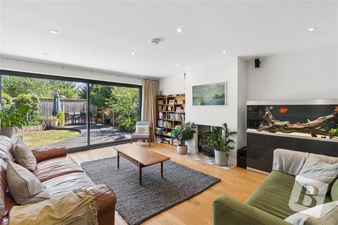 4 bedroom detached house for sale, North Road, Havering-Atte-Bower, Romford, RM4