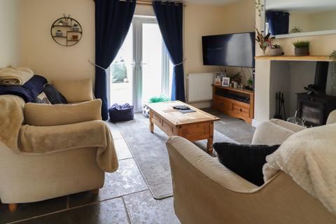 3 bedroom semi-detached house for sale, Croxton Road, Croxton