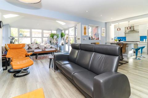 4 bedroom detached house for sale, Edson Close, Watford, WD25