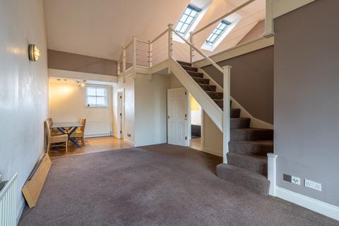2 bedroom apartment for sale, Heritage Quay, Commercial Place, Gravesend, Kent, DA12 2BF