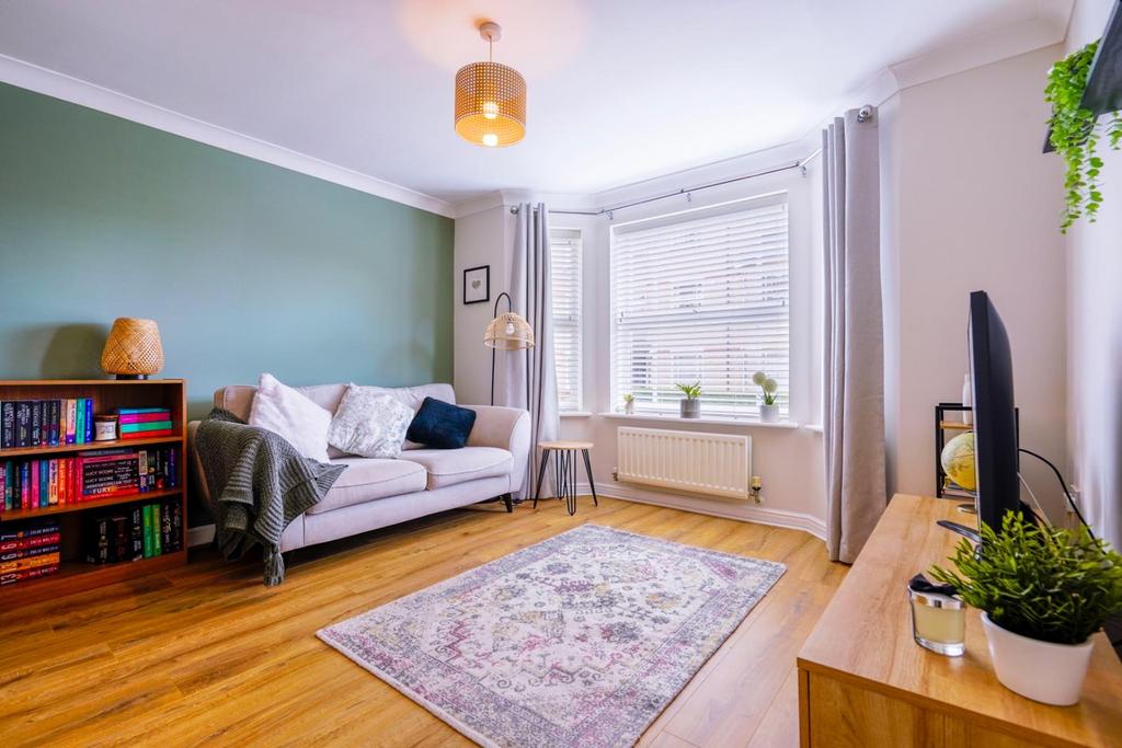 Apartment in North Tyneside, Holystone - View 2