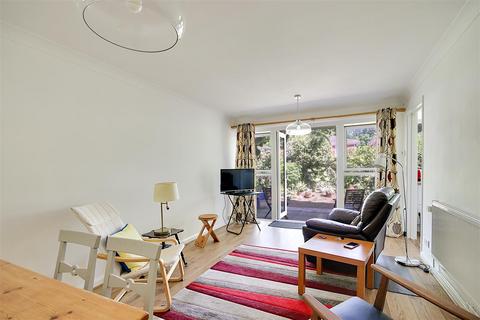 1 bedroom retirement property for sale, Guardian Court, Rogate Road, Worthing, West Sussex, BN13 2EE