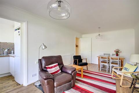 1 bedroom retirement property for sale, Guardian Court, Rogate Road, Worthing, West Sussex, BN13 2EE