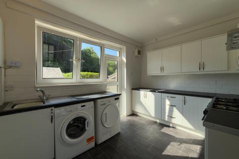 4 bedroom terraced house to rent, Kempsthorn Crecent, Pollok, Glasgow, G53
