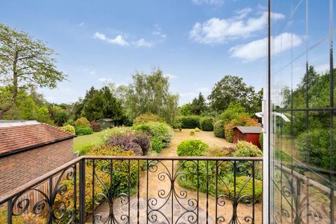4 bedroom detached house for sale, Alexandra Road, Epsom