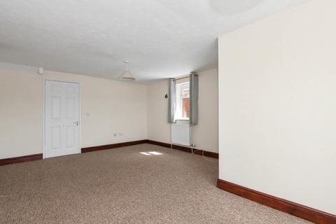 2 bedroom cottage to rent, Vicarage Road, Steventon