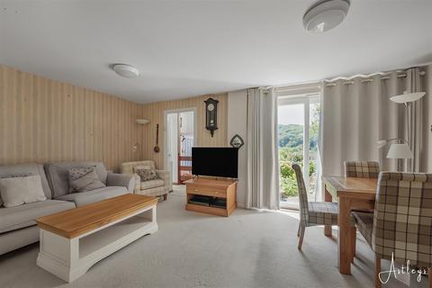 3 bedroom semi-detached house for sale, Gwerneinon Road, Derwen Fawr, Sketty, Swansea