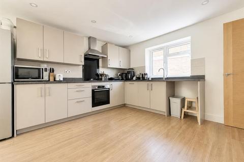 5 bedroom semi-detached house for sale, Horndean Avenue, Wigston LE18