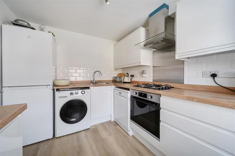 4 bedroom townhouse for sale, Greenkeepers Road, Great Denham, Bedford