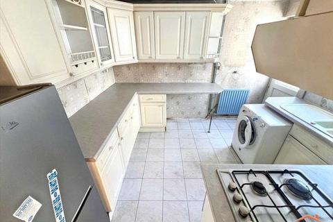4 bedroom terraced house for sale, Kings Drive, Edgware