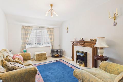 1 bedroom flat for sale, Rosefinch Lodge, Low Fell, NE9