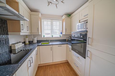 2 bedroom apartment for sale, High Street, Knowle, B93