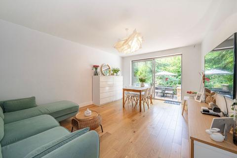 2 bedroom maisonette for sale, Brooklands Road, Weybridge KT13