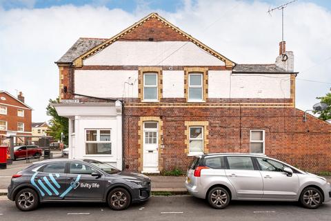undefined, Kensington Road, Reading, RG30