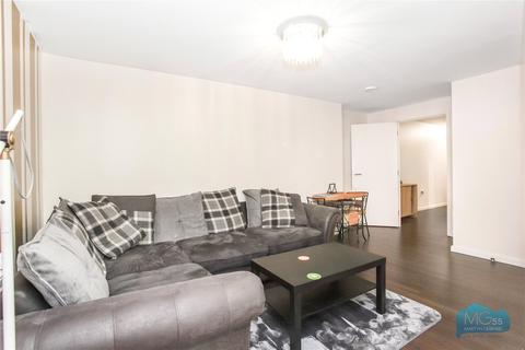 2 bedroom apartment to rent, Holdsworth Lodge, 66 Lankaster Gardens, East Finchley, London, N2