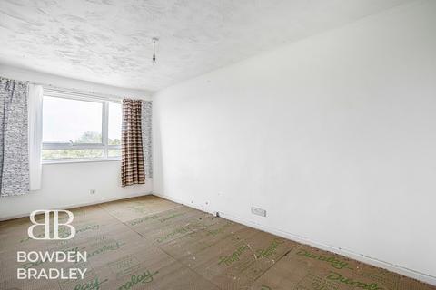 1 bedroom flat for sale, London Road, Romford, RM7