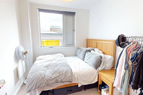 1 bedroom apartment for sale, 122 High Street M4