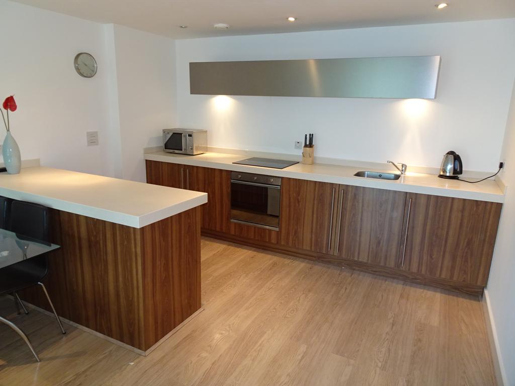 Apartment in Birmingham, West Midlands - View 4