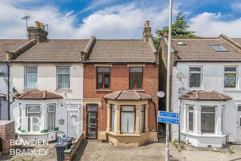 Ley Street, Ilford, IG1
