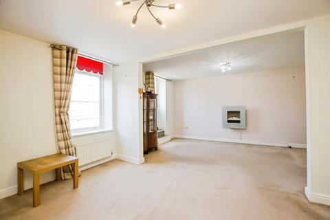 2 bedroom apartment for sale, Haworth Close, Halifax