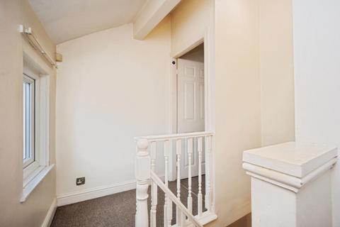 2 bedroom flat for sale, high street, Stalybridge, SK15