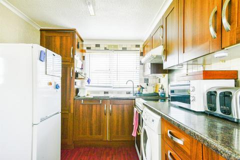 2 bedroom park home for sale, Manor Avenue, St. Johns Priory, Lechlade