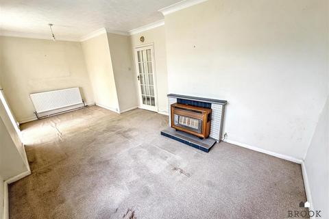 2 bedroom bungalow for sale, Broadview Close, Eastbourne BN20