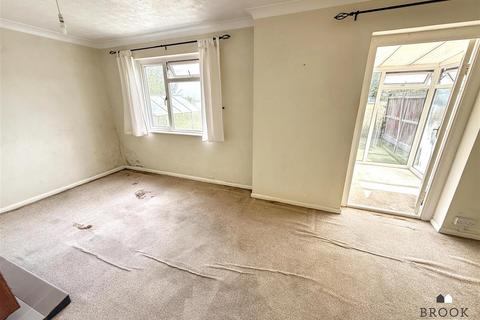 2 bedroom bungalow for sale, Broadview Close, Eastbourne BN20