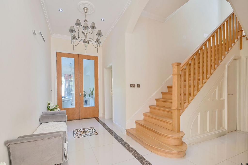 House in London - View 5