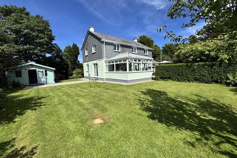 4 bedroom detached house for sale, Halt Road, Goonhavern
