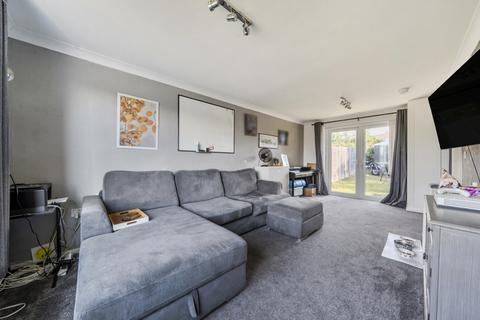 3 bedroom end of terrace house for sale, Belgrave Road, Buckinghamshire HP19