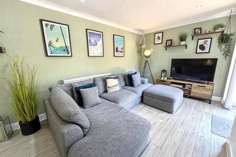 2 bedroom apartment for sale, Grange Road, London