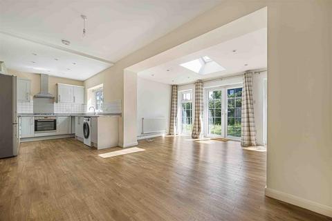 3 bedroom semi-detached house for sale, Hayes Street, Hayes BR2