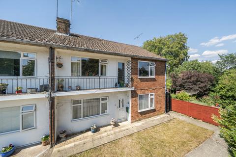 2 bedroom maisonette for sale, Tring Road, Dunstable, Bedfordshire