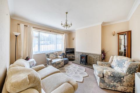 2 bedroom maisonette for sale, Tring Road, Dunstable, Bedfordshire