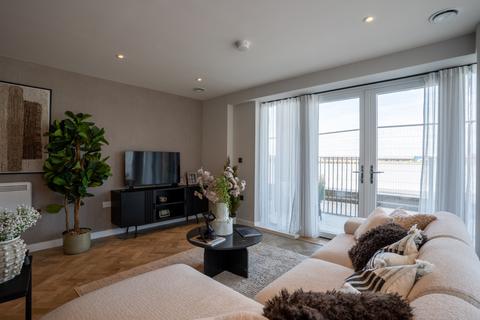 2 bedroom apartment for sale, Cable Wharf, Gravesend, Kent, DA11