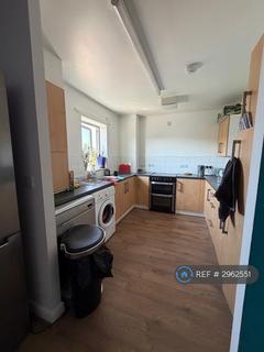 3 bedroom flat to rent, Millicent Grove, London, N13