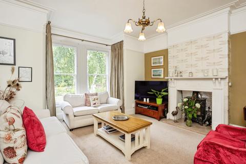 4 bedroom semi-detached house for sale, Cropwell Road, Radcliffe-on-Trent, Nottingham, Nottinghamshire, NG12