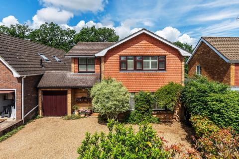 4 bedroom detached house for sale, Merrow Woods, Surrey GU1
