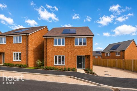 4 bedroom detached house for sale, Maple Lane, Margate