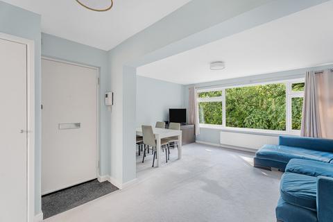 2 bedroom apartment for sale, Heathfield Close, Potters Bar, EN6