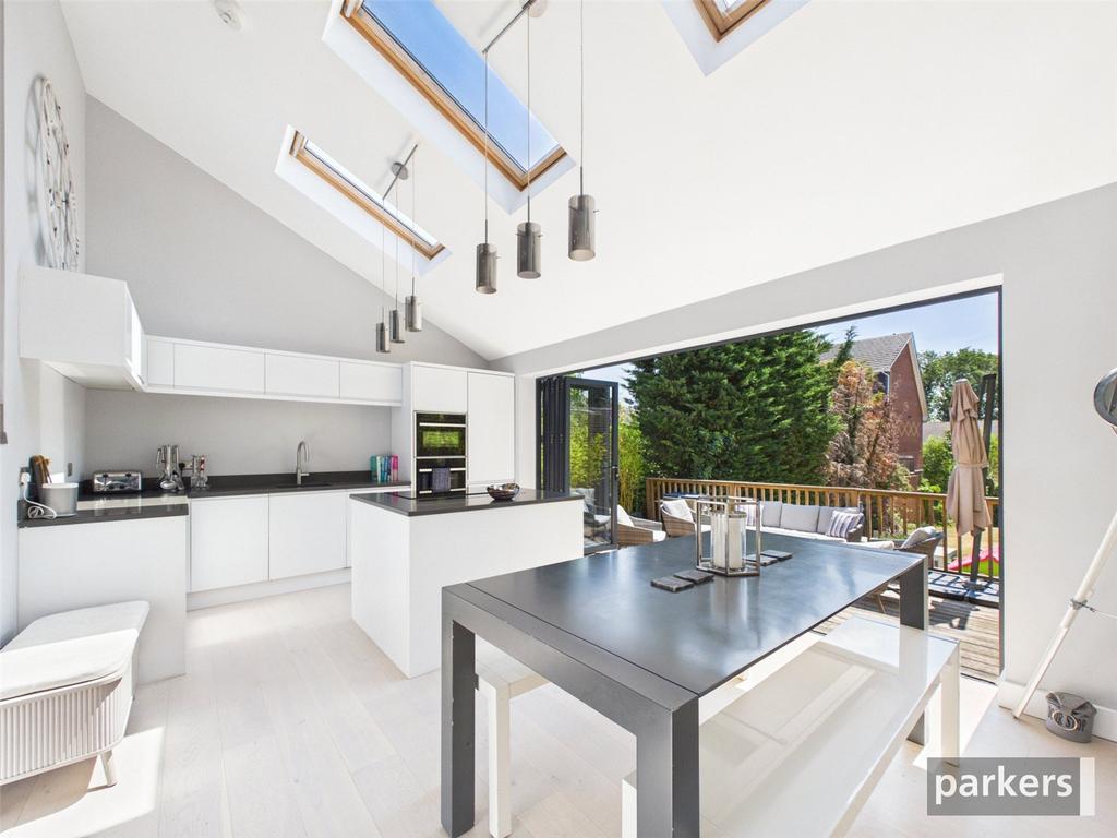 House in Reading, Caversham Park - View 2