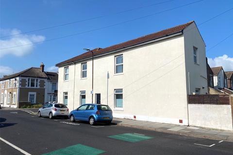 2 bedroom apartment to rent, Edmund Road, Southsea PO4