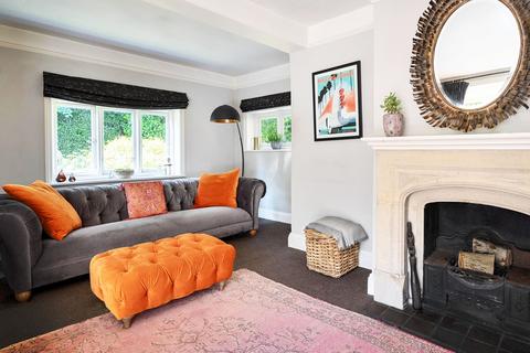 4 bedroom detached house for sale, Petworth Road, Witley GU8 5LS