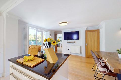 4 bedroom detached house for sale, Springfield Road, Poole BH14