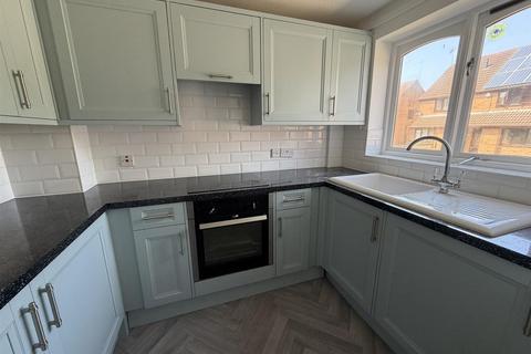 2 bedroom house for sale, Chichester Close, Daventry