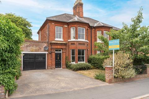 4 bedroom semi-detached house for sale, City Road, Norwich