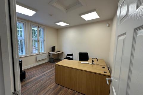 Office to rent, 15 Coventry St Nuneaton CV11 5TD